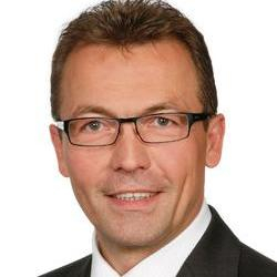 FH-Prof. Dipl.-Kfm. Bernd Kirschner Head of Department & Studies Business & Management